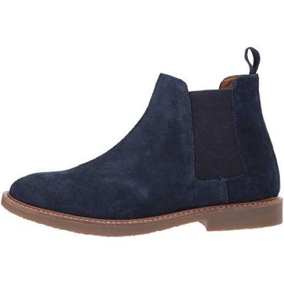 Steve Madden Other - NIB Steve Madden highline suede Chelsea boots